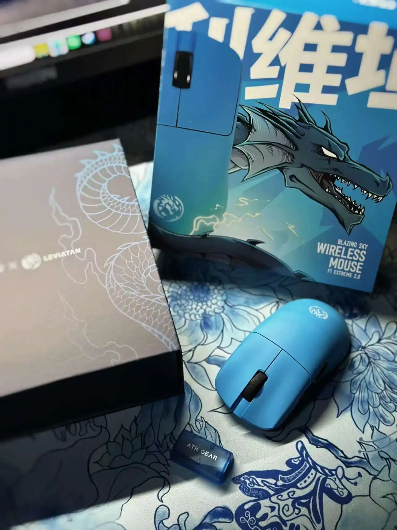 ATK Blazing Sky F1 V2 Ultimate - Pc Gaming Ultra のレビューと価格